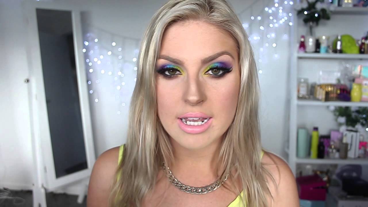 Shaaanxo Q&A ♡ How To Start A Business, Haunted Music Box, & More!
