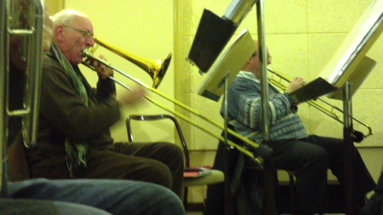 Victor - Best trombone player in the world - ALEX F - glissato - vai pestonaro!