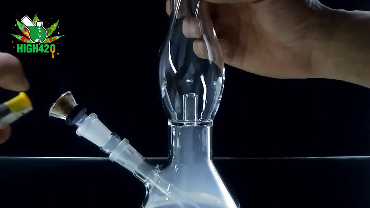 Wholesale Bong Pipe Helix Cyclone Tornado Bong Downstem and Bowl 14.4 mm Glass Bong for Sale