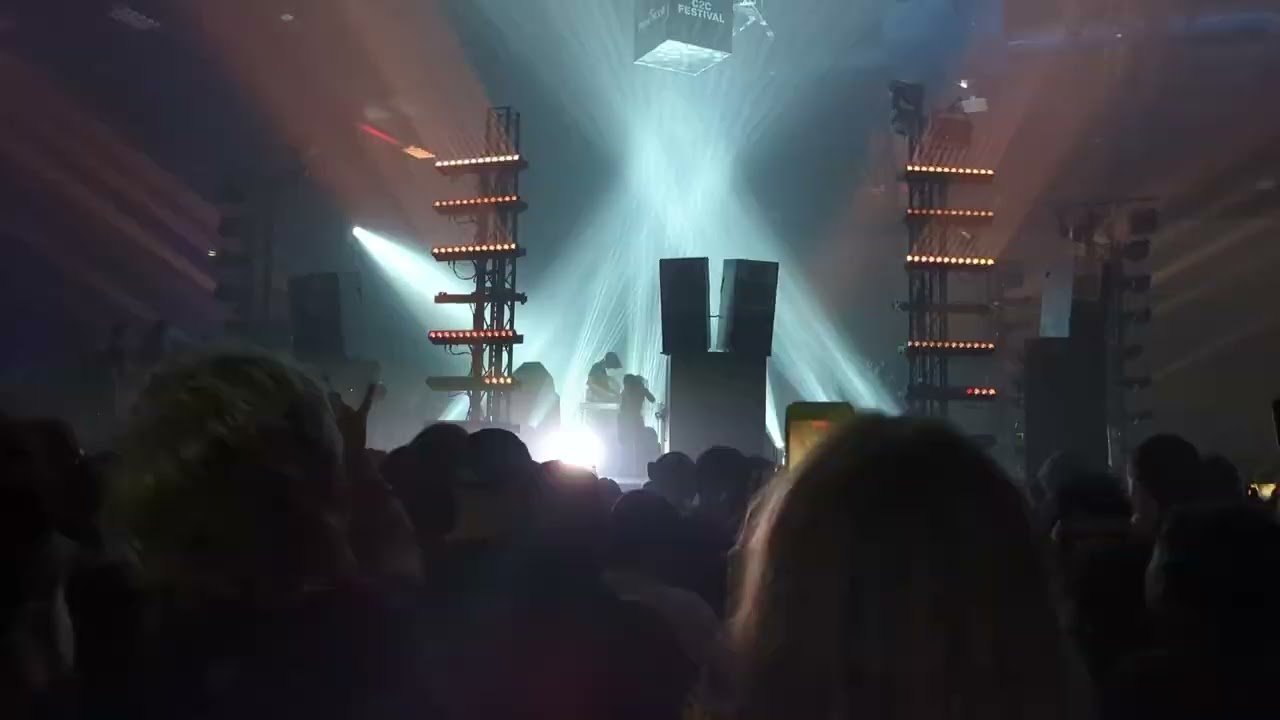 ag cook – mean girls (live at c2c xxii, turin 2024)
