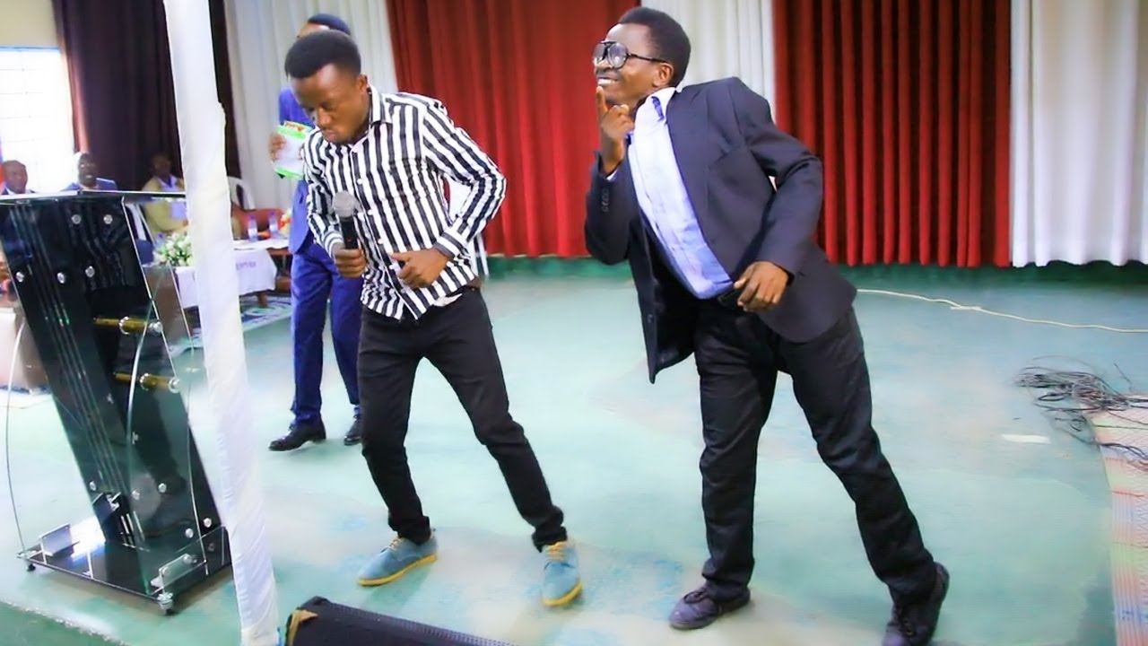 Bihorere🥰 bakuvuge ntiwabibatumye😍, by Silas IBYA YESU NI KUMURONGO.