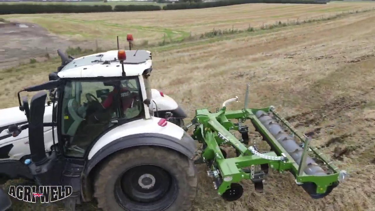AGRIWELD - 3m MIN-DIS Low disturbance Subsoiler - VALTRA
