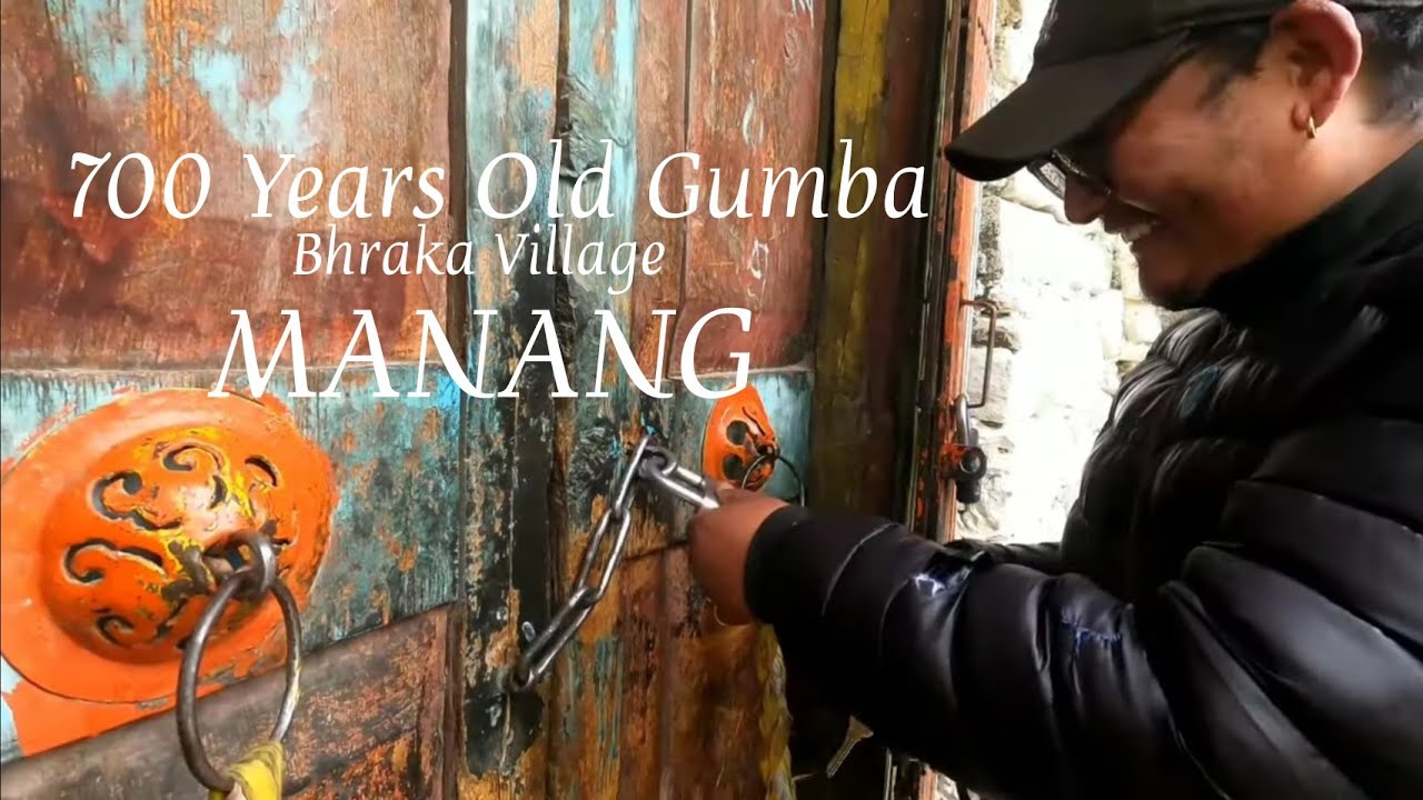 भ्राका गाउ/ मनाङ्।  बिहान गुम्बा दर्शन गर्दै। 💐🏵🌻🚶‍♂️