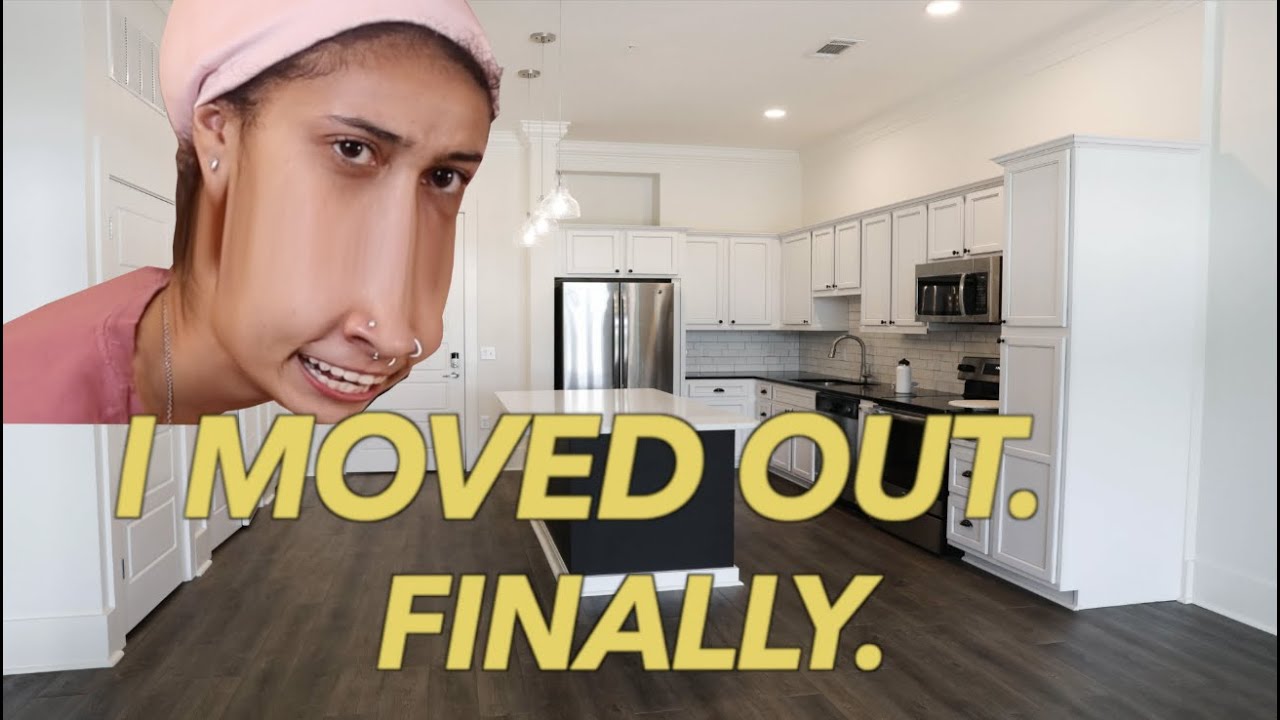 I MOVED OUT! (STRUGGLING TO BUILD FURNITURE)