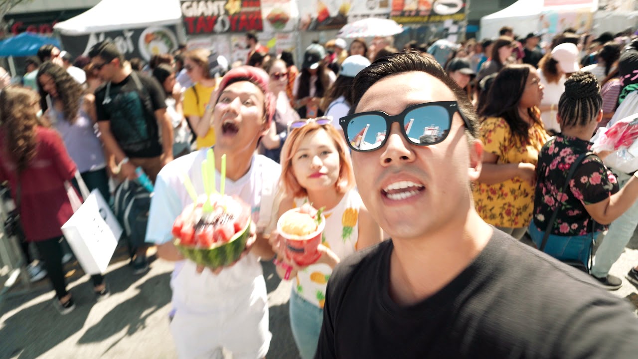 KCON Food Street 2017 by KTOWN Night Market