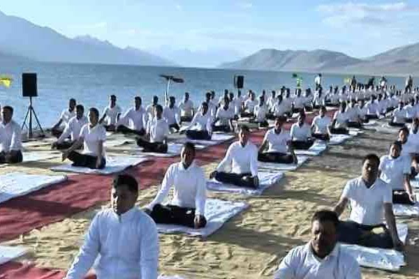ITBP jawans do yoga at altitude of 14,000 ft, near Pangong lake, Ladakh