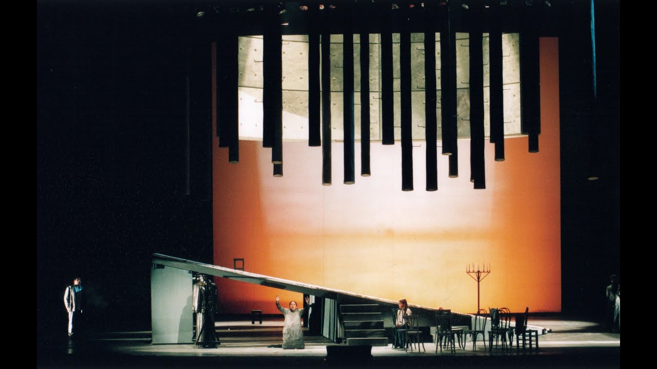 Fuego en Casabindo (2004)