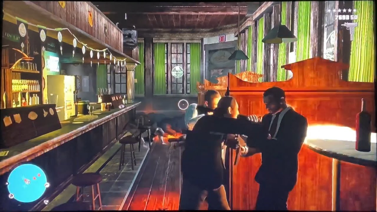 GTA 4 - Eating 10 Bleeders from Burger Shot + 6 Star Rampage