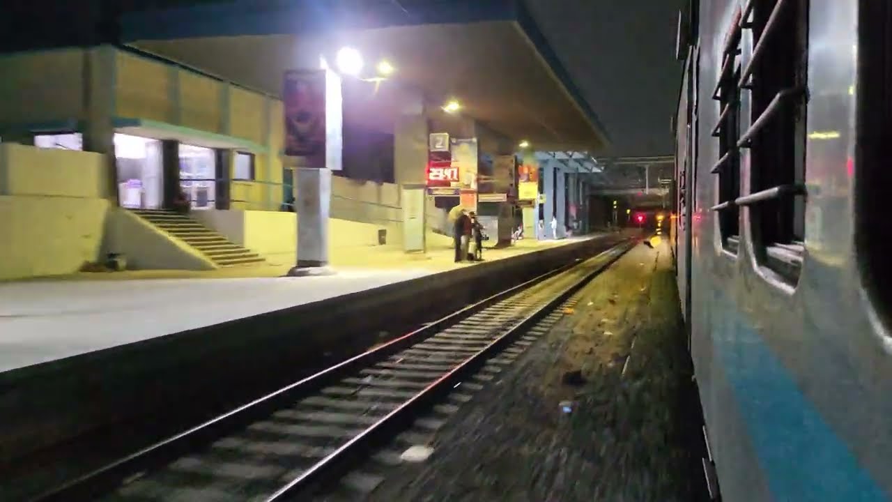 Behind wap7 Secunderabad jn to Wadi jn 12220 Duranto exp night train journey #uncuttrainjourney