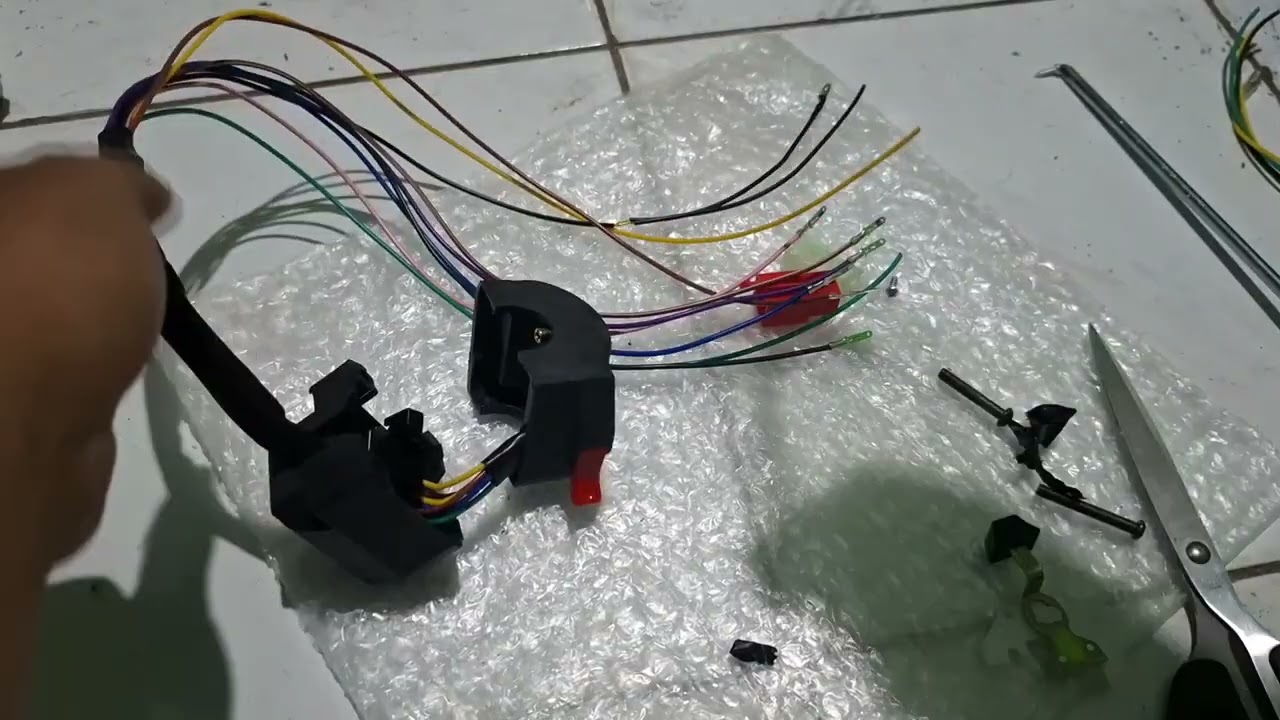 Rubah Holder Saklar kiri Yamaha Vixion NVL KW Minimalis Untuk Semua Motor 