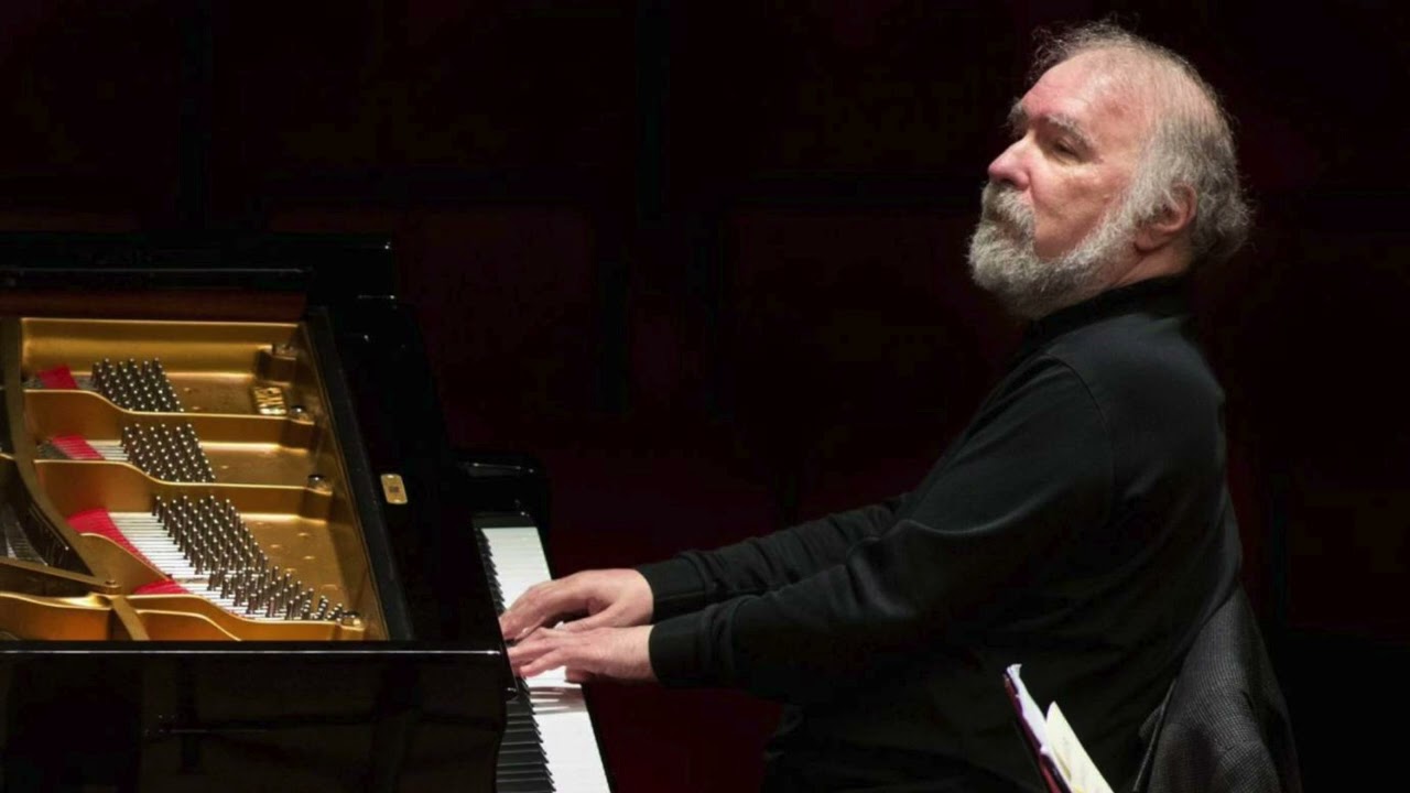 Radu Lupu - Mozart Piano Concerto No.20 in D minor, K.466 - Live 1996