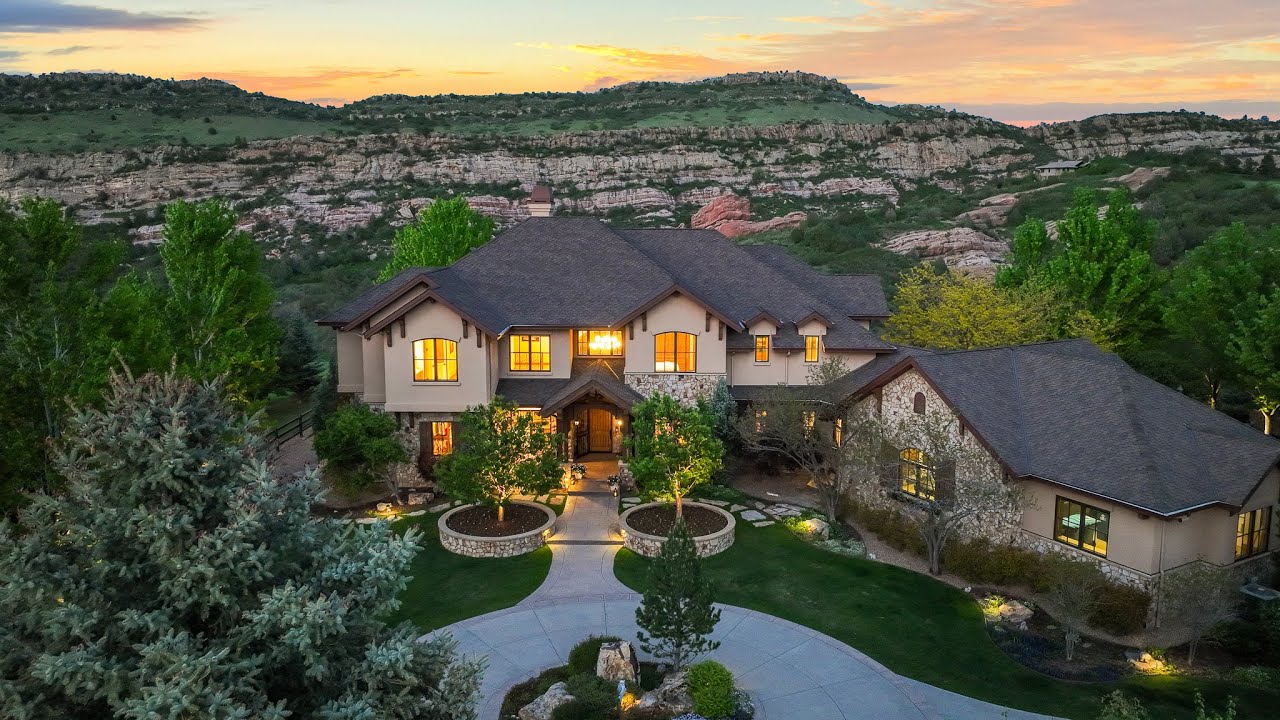 9650 Cougar Rd, Littleton, CO, 80127