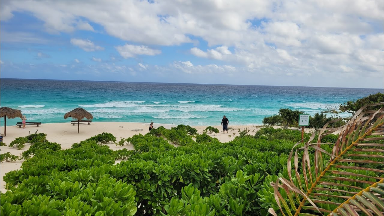 UNE DES PLUS BELLES PLAGES DU MEXIQUE, CANCÚN, MEXIQUE. JE FAIT LE TOUR DE LA CÔTE EST DU YUCATAN 😍