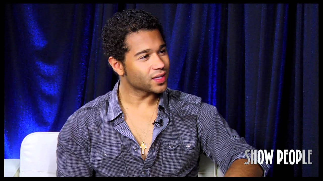 Show People With Paul Wontorek Interview: Corbin Bleu of 
