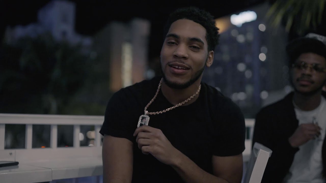 Lil Blade - Can't Get Enough (Official Music Video) shot by @CTFILMS313