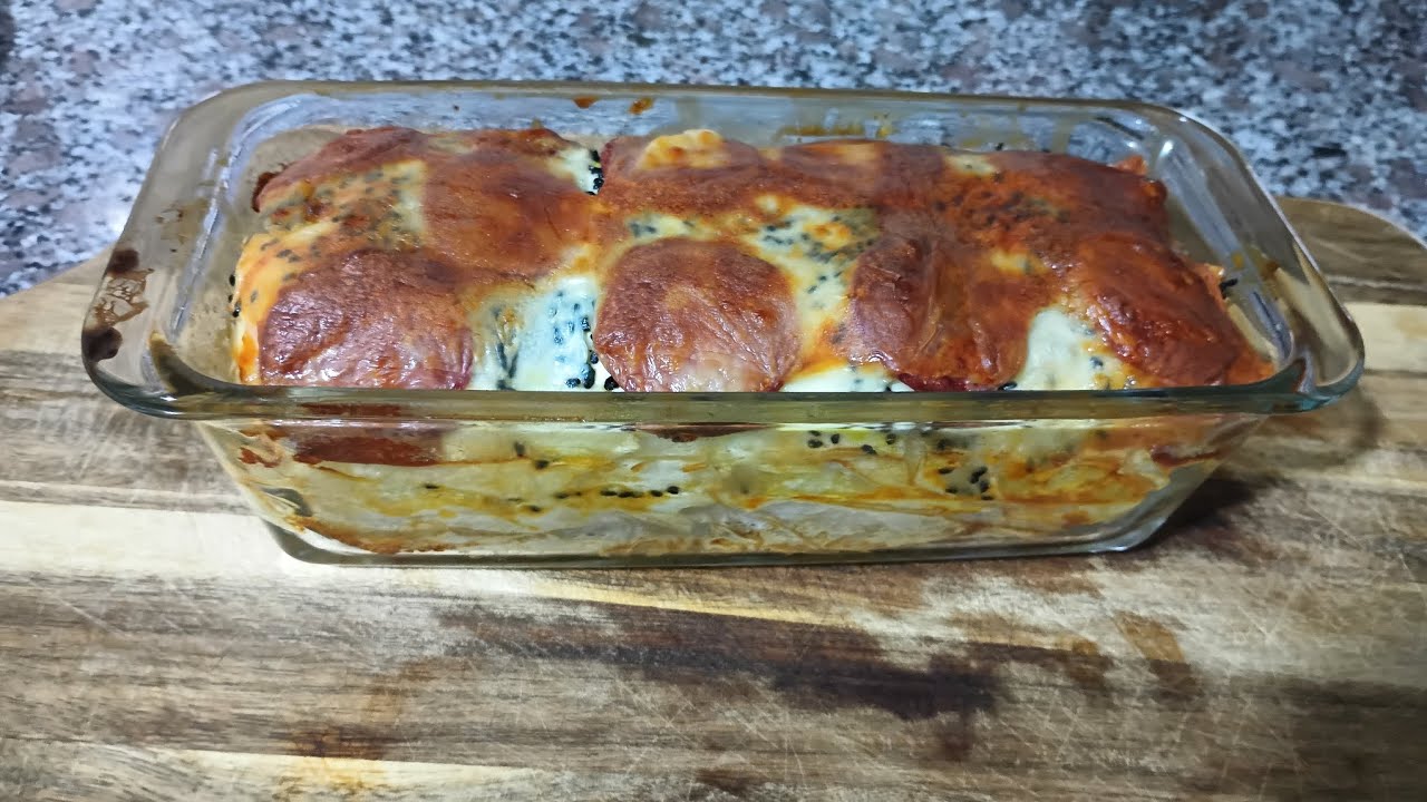 SADECE 3 YUFKAYLA DÜNYANIN EN PRATİK EN LEZZETLİ SUCUKLU PEYNİRLİ BÖREK TARİFİ