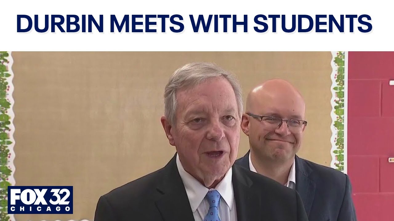 Durbin meets with Little Village students after peaceful protest
