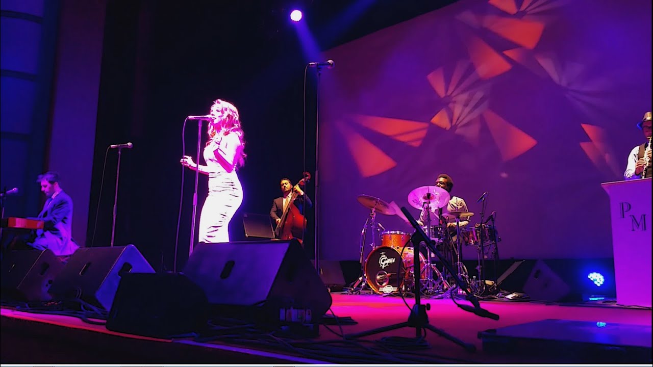 Haley Reinhart & Postmodern Jukebox 