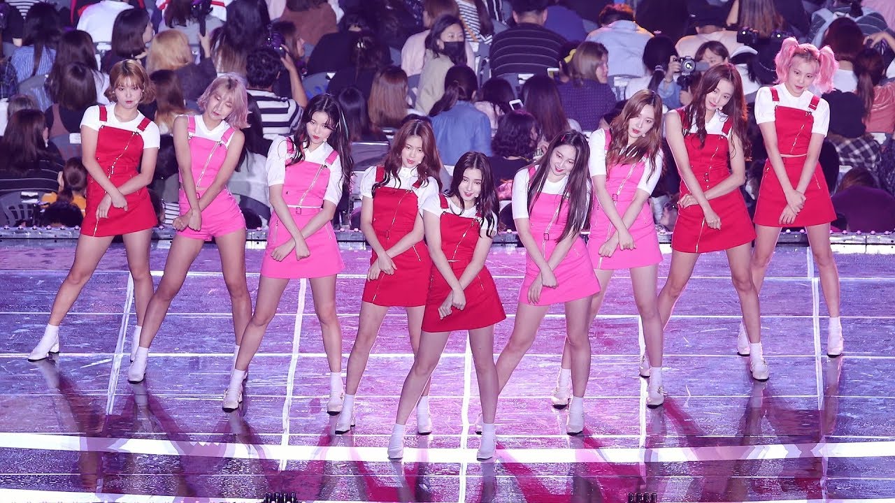 170924 모모랜드 (MOMOLAND) '꼼짝마 + 어마어마해' 4K 직캠 @대전 SF 뮤직 페스티벌 4K Fancam by -wA-
