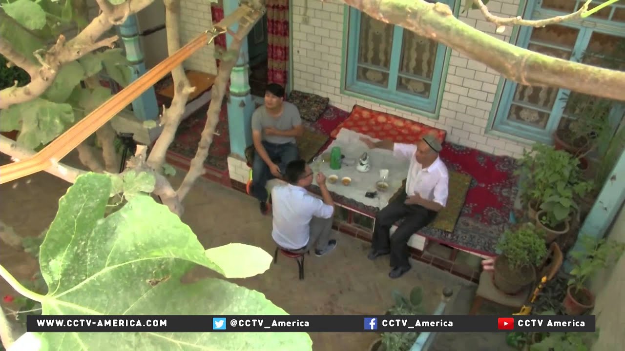Renovating old town in Xinjiang stays true to Uyghur culture