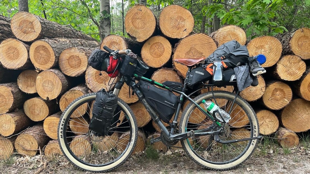 Mit dem Fahrrad nach Paris 🚲 By bike to Paris 🚲 Op de fiets naar Parijs 🚲 A vélo jusqu'à Paris
