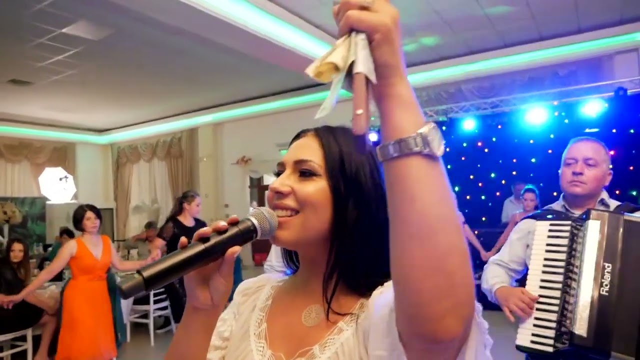 Voie buna la nuta olteneasca cu Carmen Budulan Si Formatia Olt Mixt Events Nunta Mihaela & Marius
