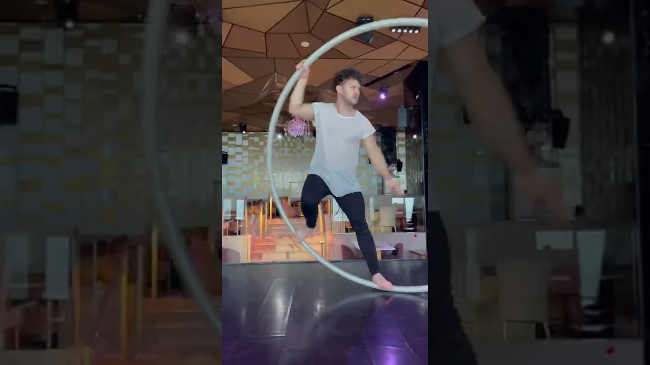 Aerial cyr wheel