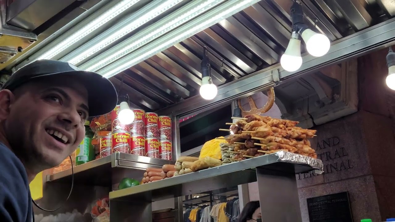 St. Patty's Day Special @ Grand Central  |  NYC Hot Dog Stands