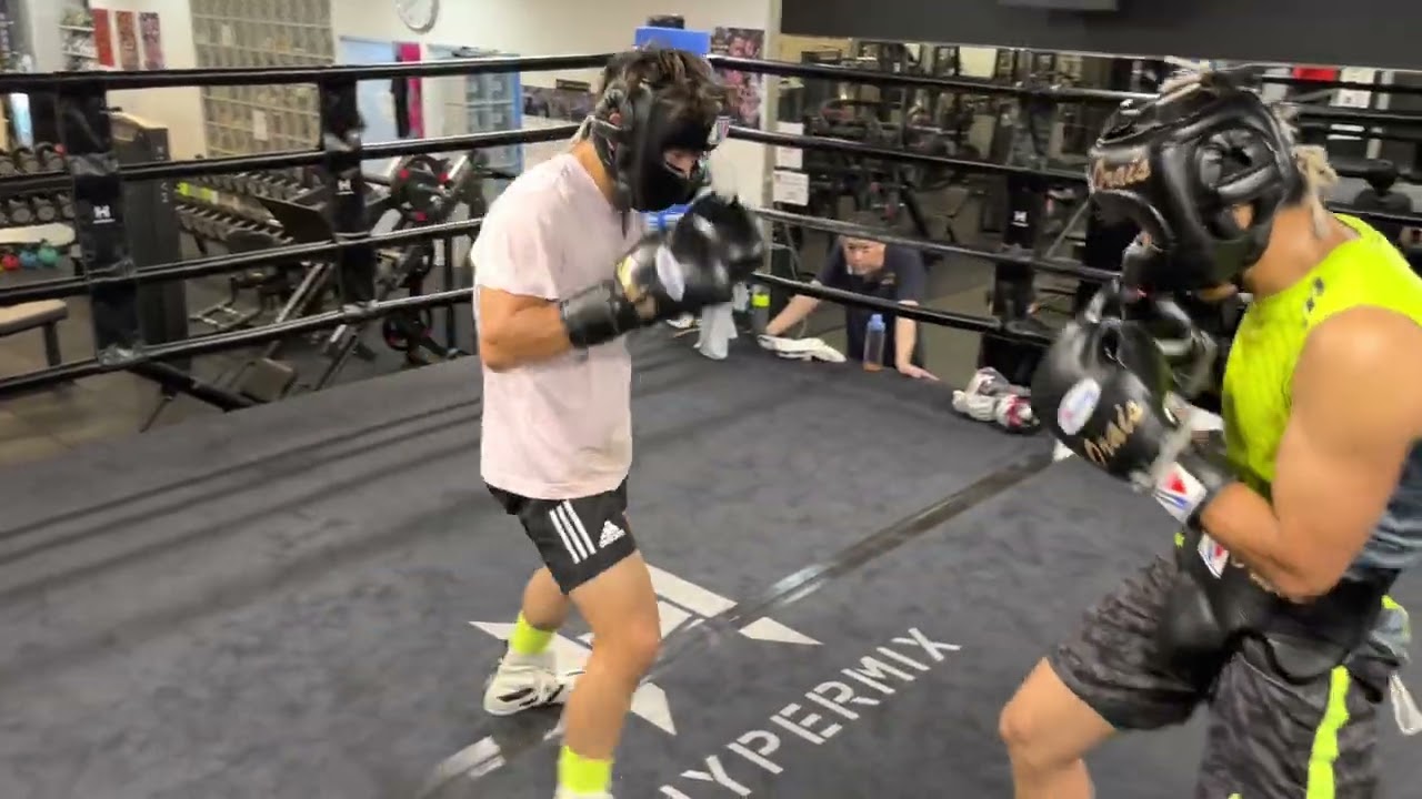 Back to sparing boxing life 🥊