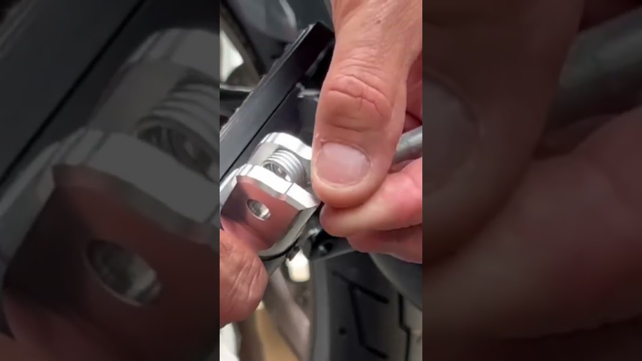 Switch pegs into mini floor boards on a Harley Low Rider ST.