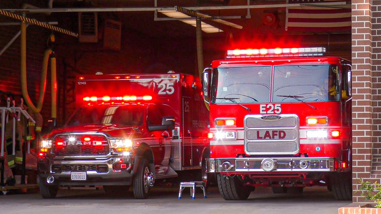 *NEW RESCUE* LAFD Engine 25 & Rescue 25 Responding