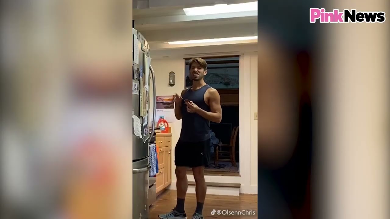 #TikTok #Grindr #GayBoyfriend prank! Funny gay TikToks about Grindr