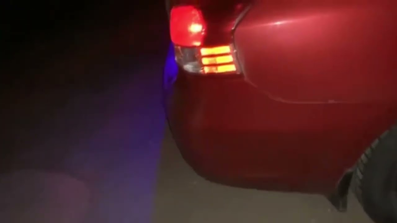 Toyota yaris shooting flames (Key bang)