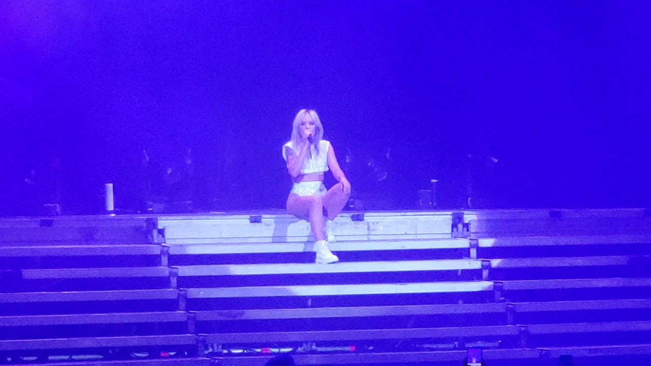 Halsey - Sorry 12/06/2018 