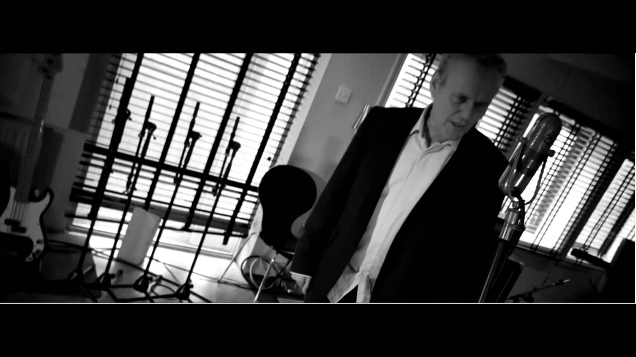Anthony Head - Behind Blue Eyes