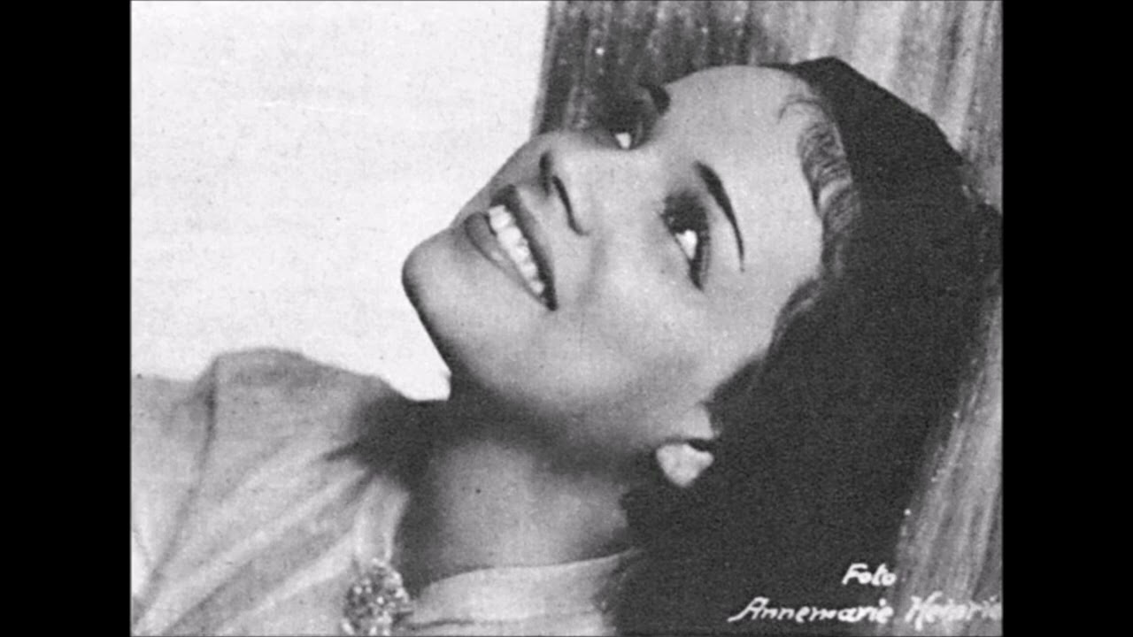 Aurora Miranda - Cenário De Revista - 1938