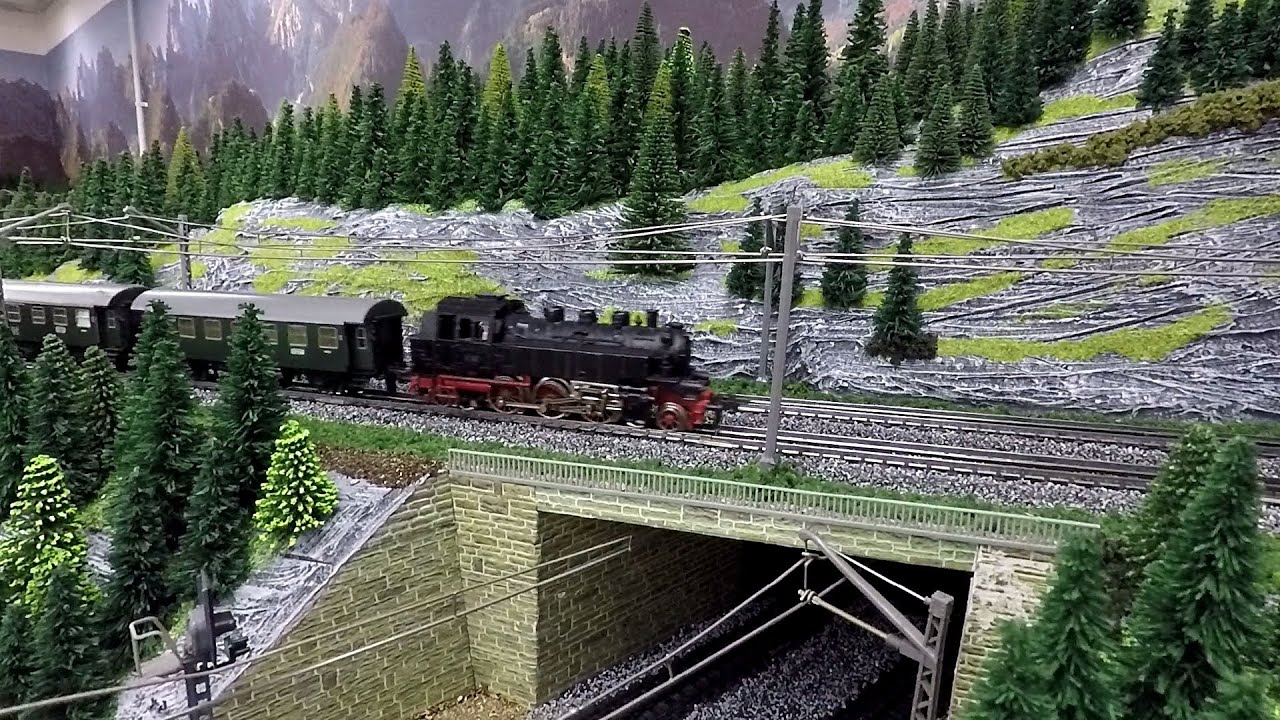 Trix Express H0 - Mit der BR64 über alle Anlagen