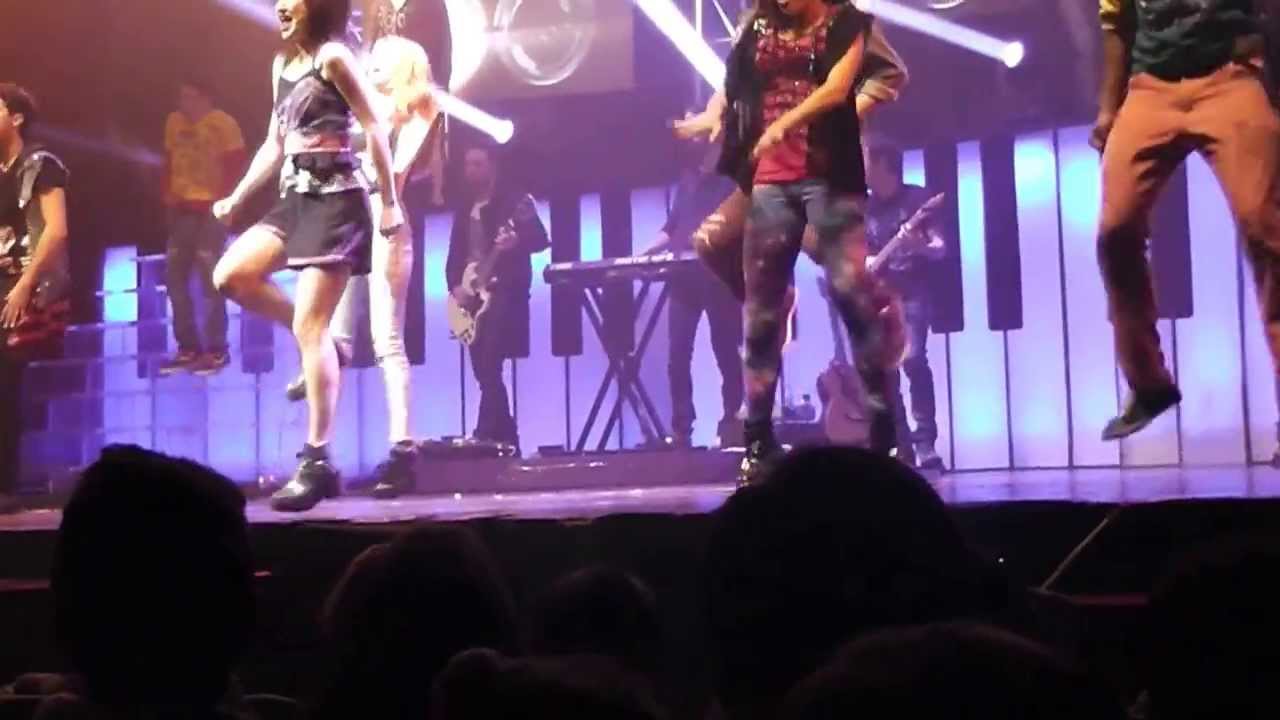 VIOLETTA - GRAN REX - JUNTOS SOMOS MAS EN HD