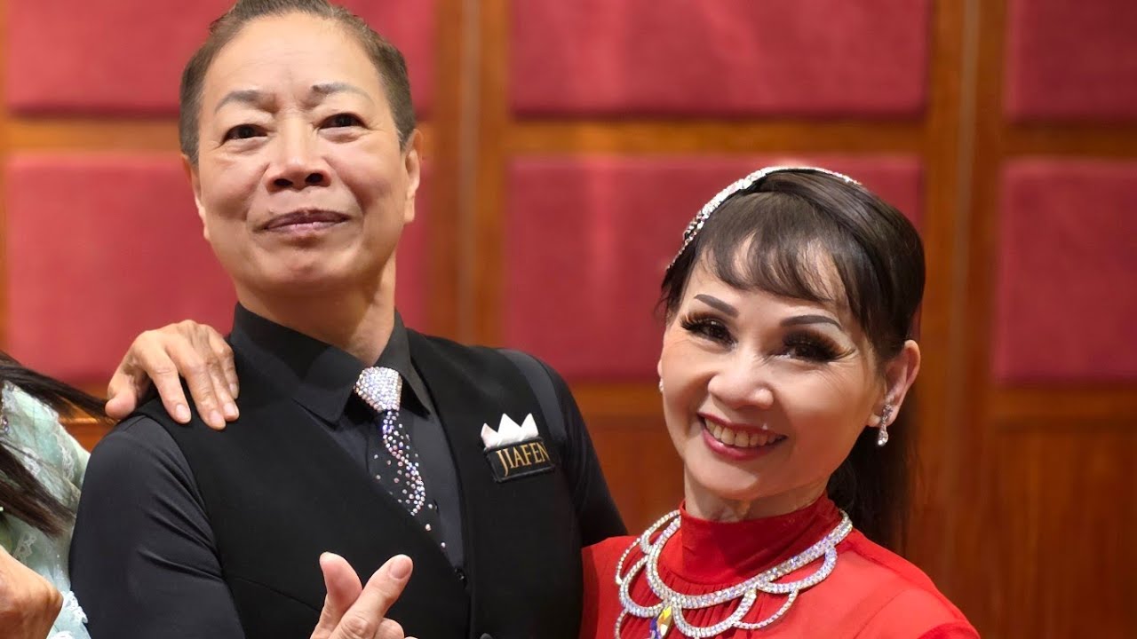 四季愛心歌友會~莊雪香老師&鄭莉莉董事長