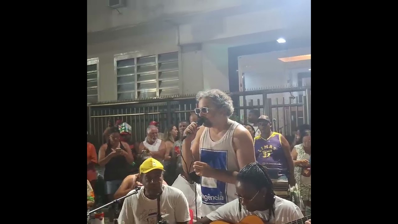 Samba do Leme com BiraShow da Mangueira. Músicas; Favela e Vida da Minha Vida. 