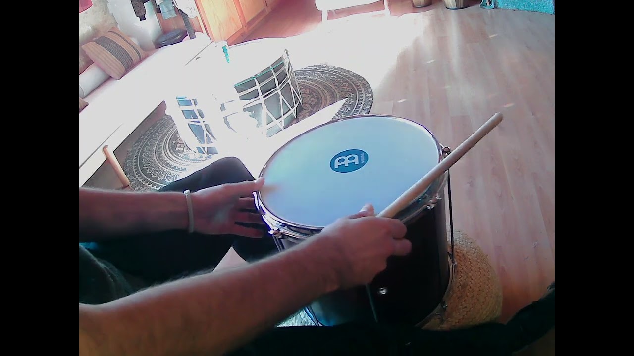 Técnica Repique (baqueta y mano)