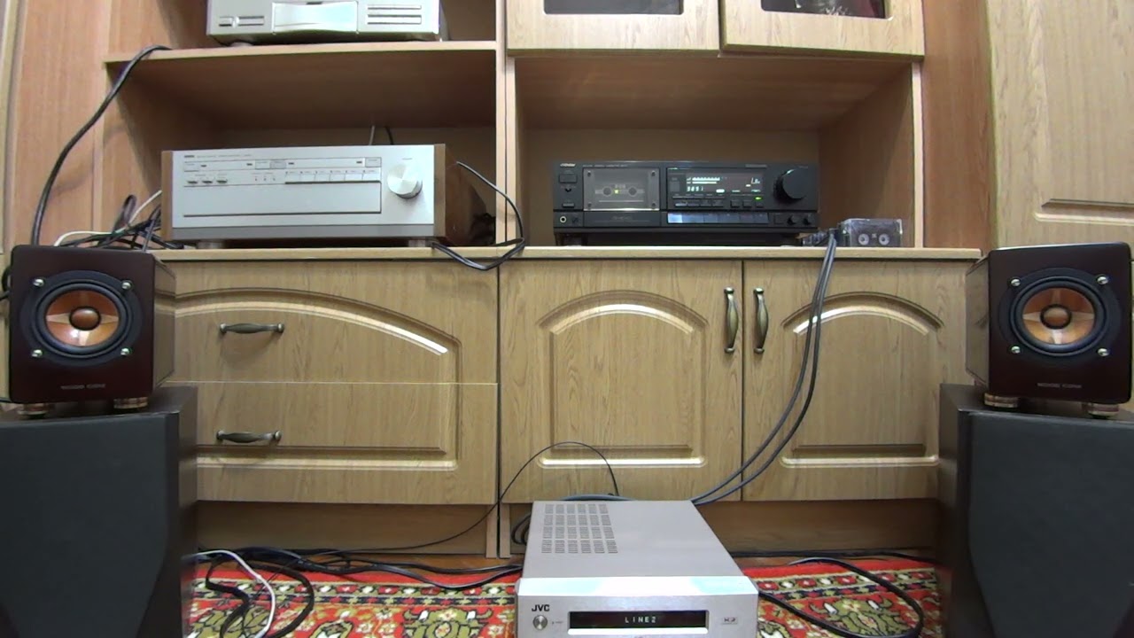 Victor V 711/ Sony HF-ES90, усилитель JVC CA-EXN 70, JVC EXHR 9( WoodCone).