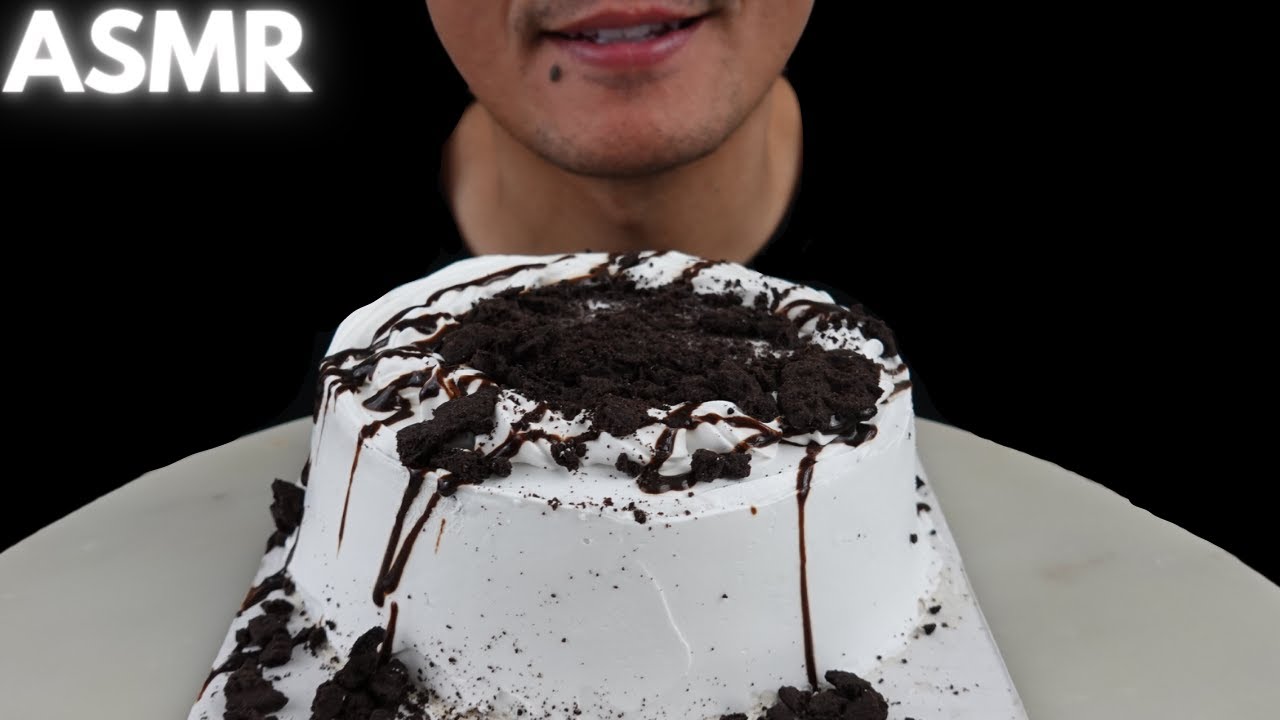 ASMR | Cookies 'n Cream Ice Cream Cake | The Hangry Mole