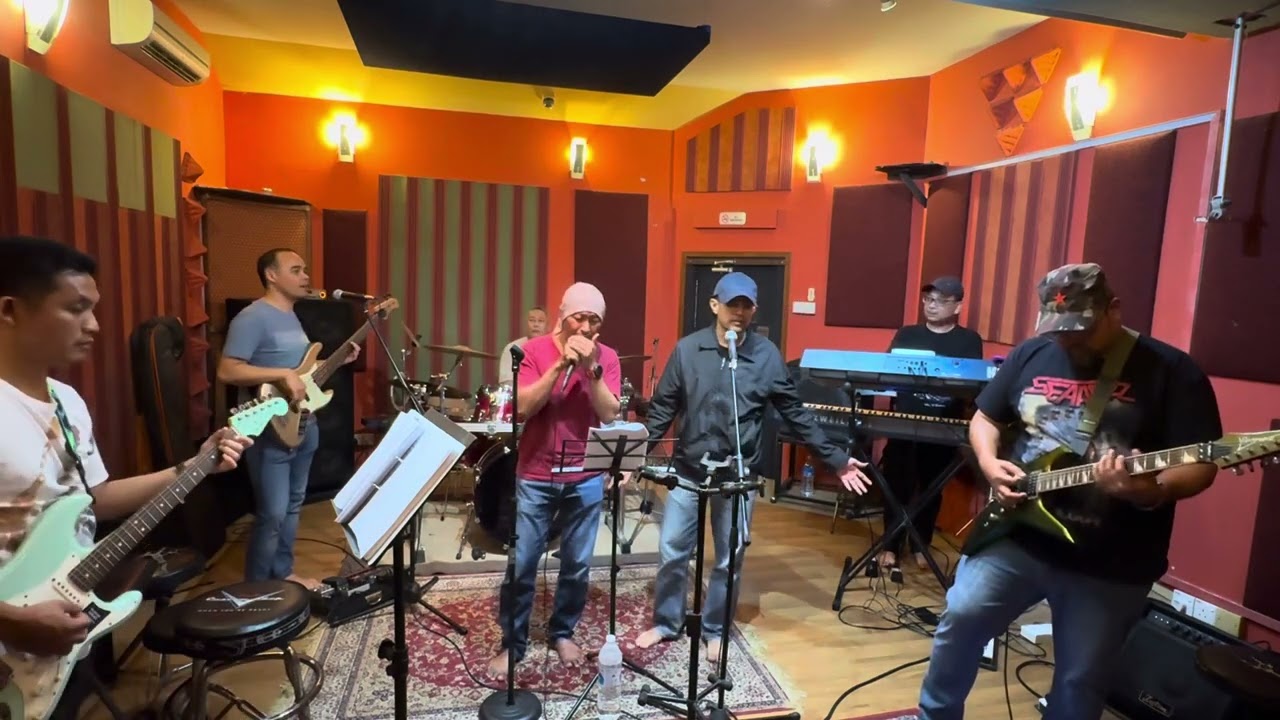 Mega - Suara Cinta (Cover)