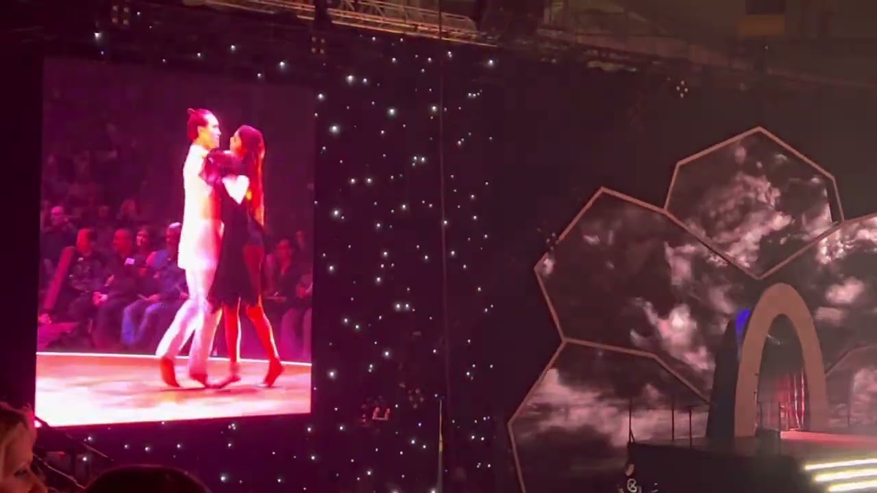 Let‘s Dance - Live 2022 - München 11.11.2022 - Profis - Take me to church