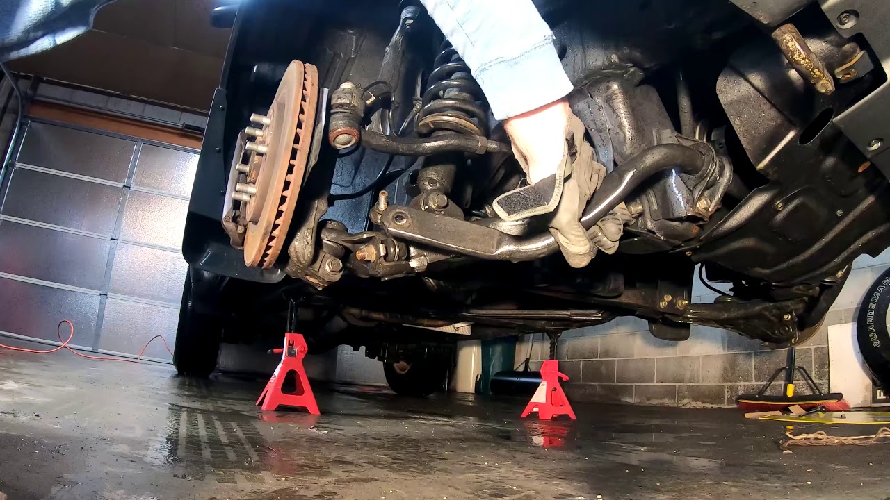 Как заменить передние стойки на Nissan Xterra/Frontier/Pathfinder