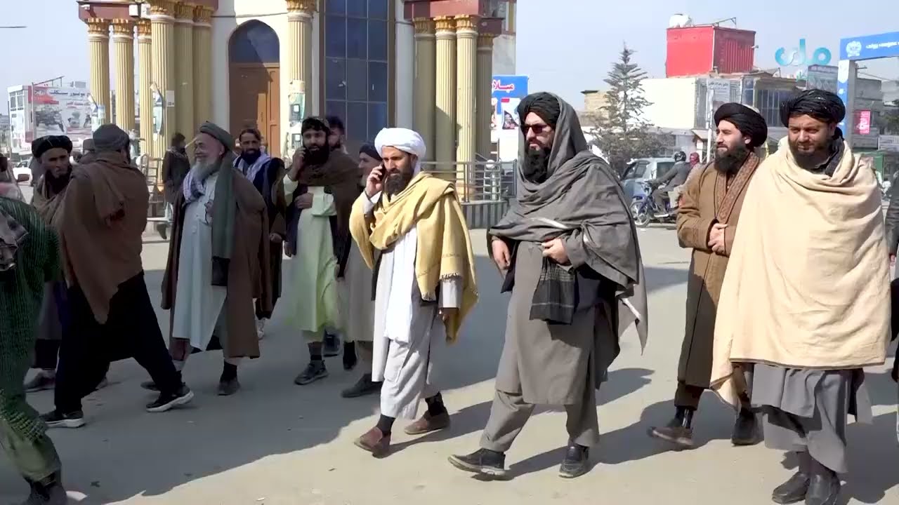 نظارت بورد مشورتی شاروالی از وضعیت پاکی و نظم شهر تالقان