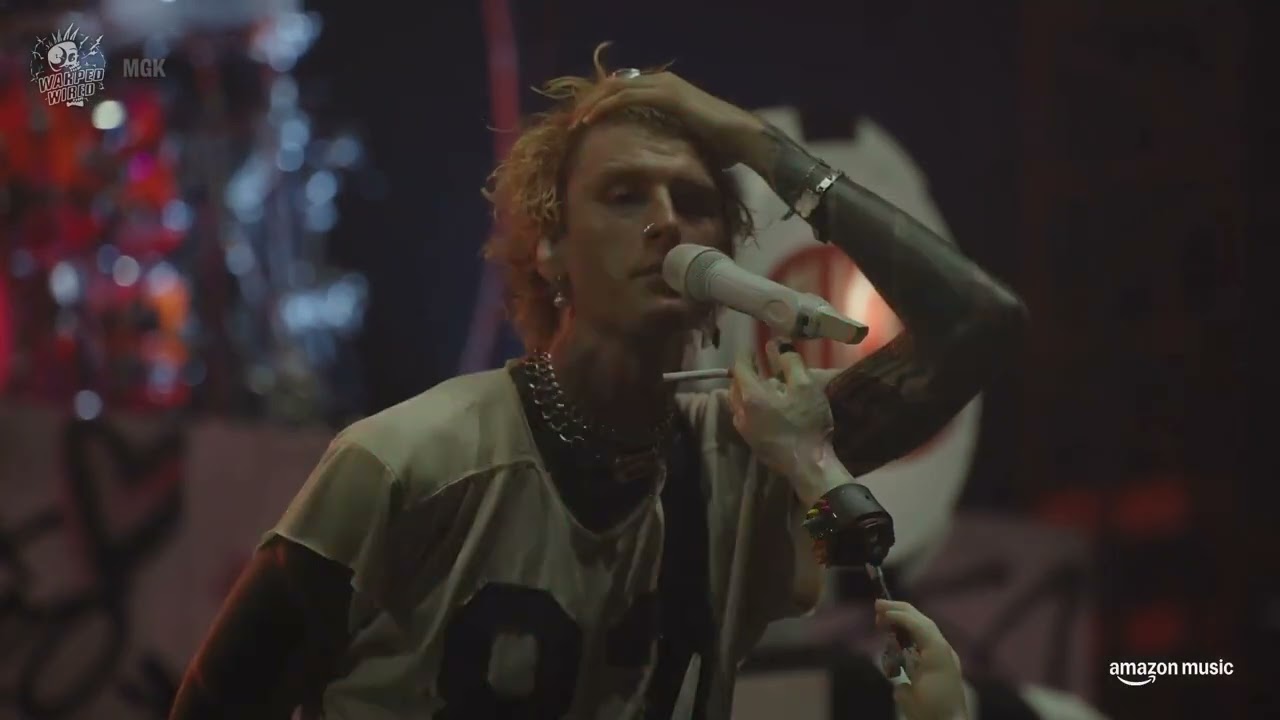 Machine Gun Kelly - Papercuts - Live @ Vans Warped Tour 30th 2025