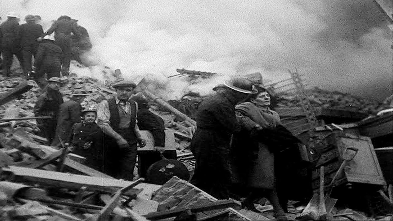 1940 Britain: Life in the Blitz