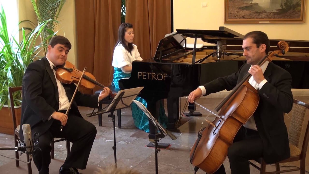Edward Elgar: Salut d'amour, Op.12 for viola, ceĺlo and piano 　エルガー　愛の挨拶